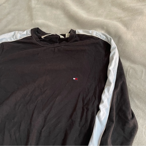 Tommy Hilfiger long sleeve top - Picture 2 of 3